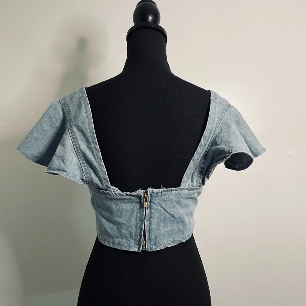 prettylittlething | flared sleeve blue denim crop top - Picture 12 of 13